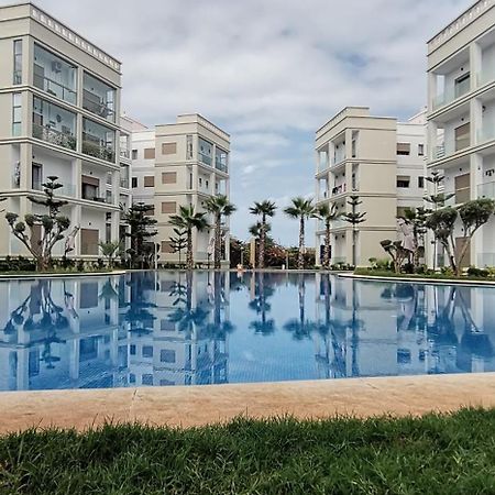 Grand Appartement Vue Golf A 2 Min De La Plage Bouznika Exterior foto